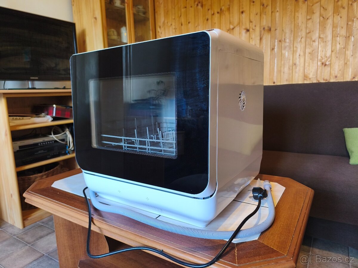 Stolní mini myčka nádobí HOMCOM