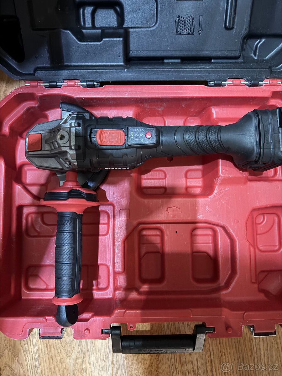 AKU úhlová bruska Parkside performance