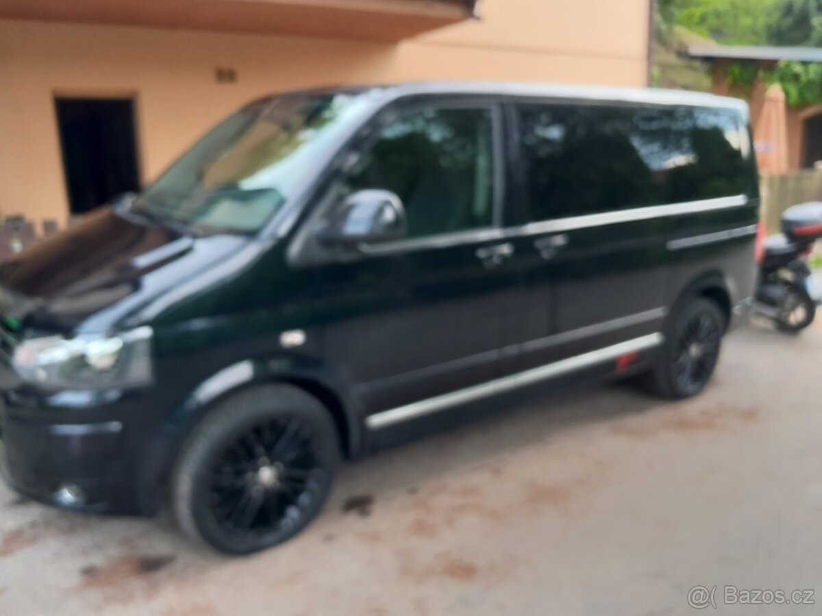 MULTIVAN 5.1 2.0TDI 103KW MANUÁL 2X ŠOUPAČKY NOVÝ MOTOR