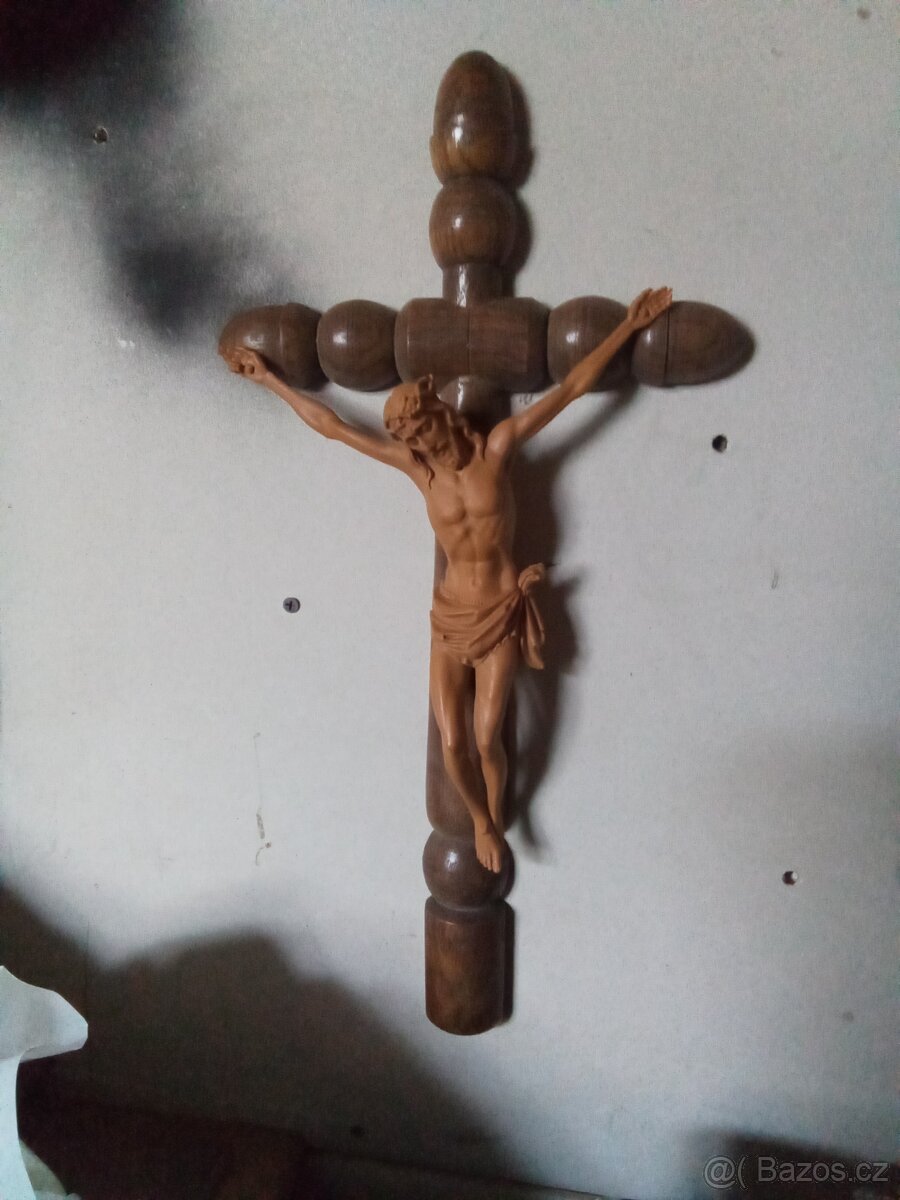 Kříž s Ježíšem
