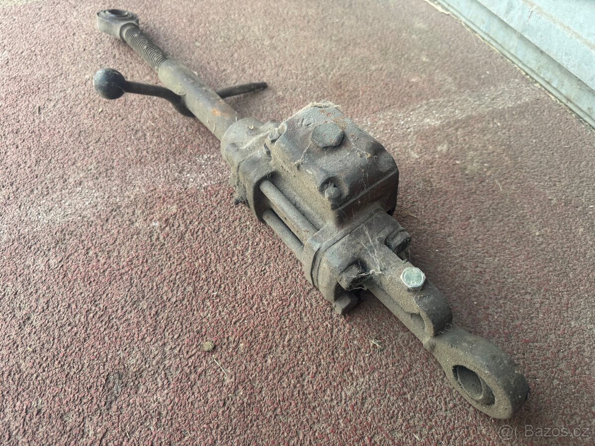 3. Bod pro Zetor 25 s uchycením