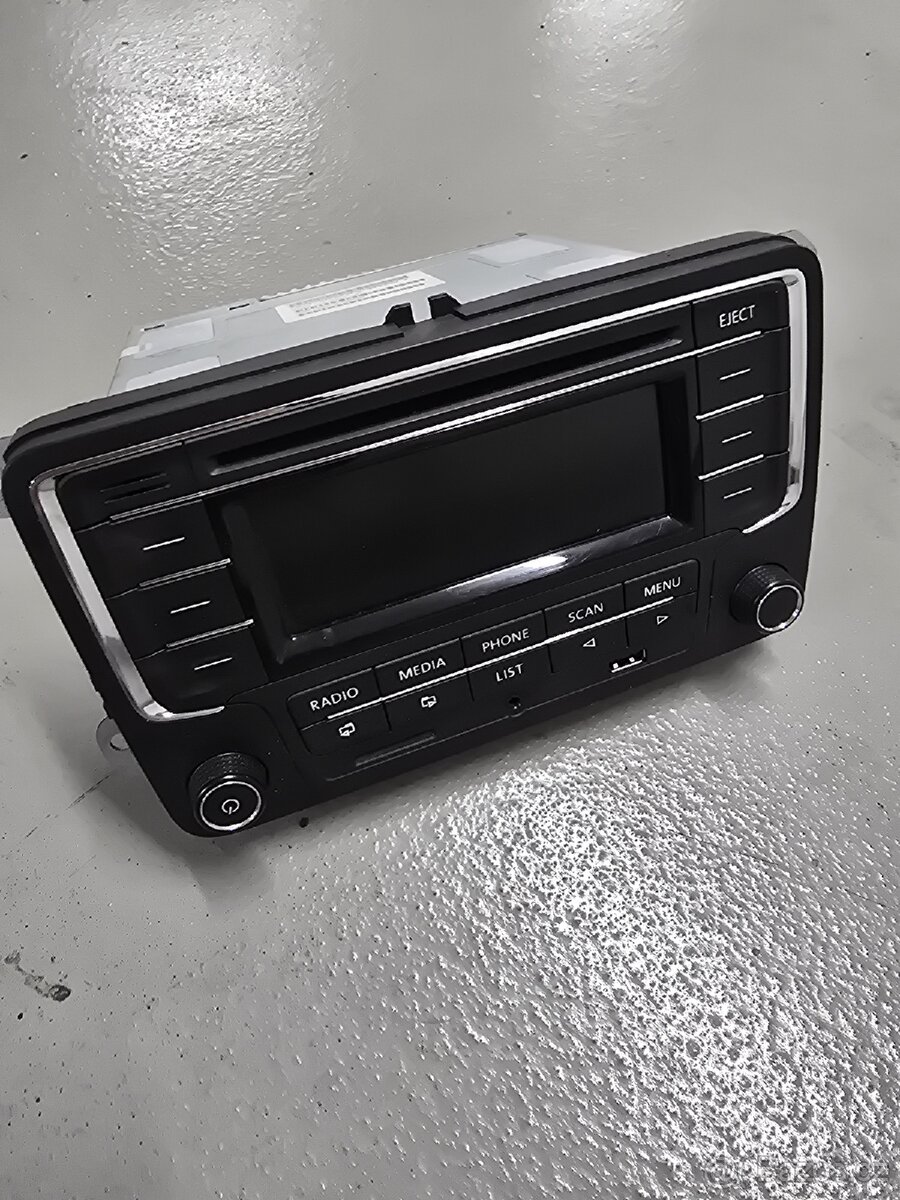Vw radio