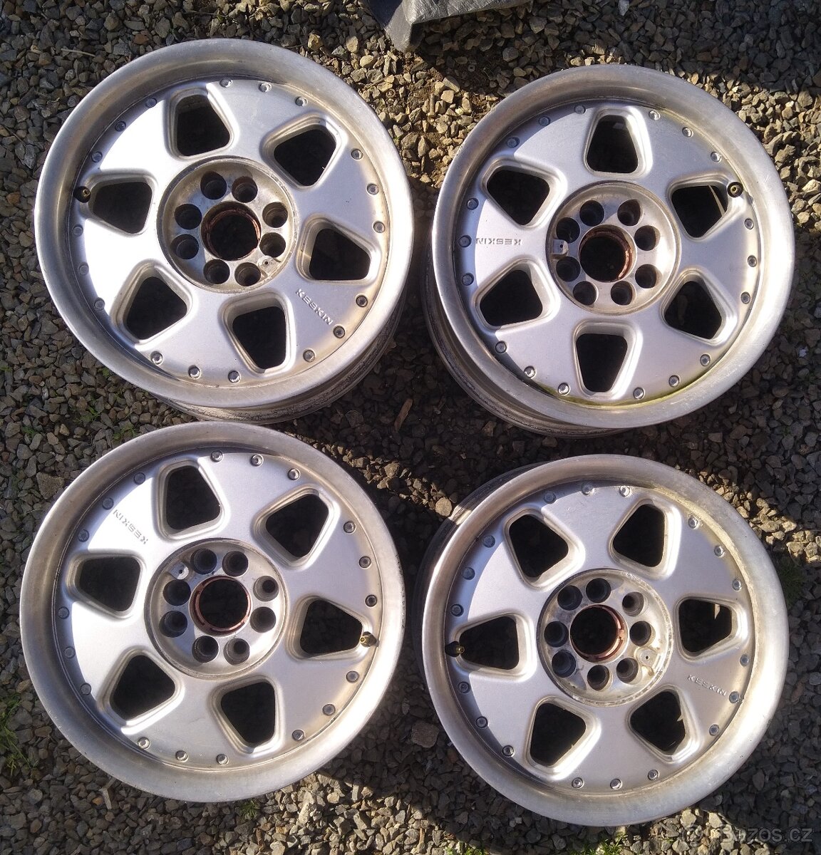 Keskin KT5 4x100/4x108 7Jx15