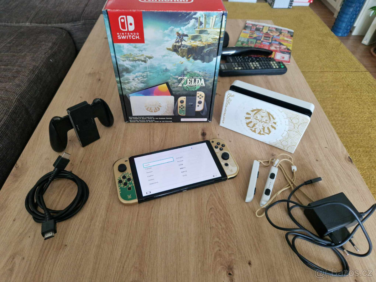 Nintendo Switch OLED Zelda Limited Edition TOP STAV