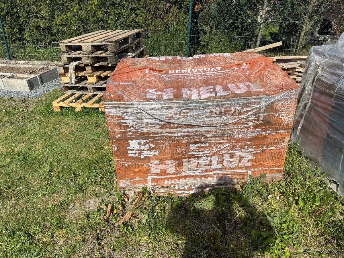 Stavební materiál
