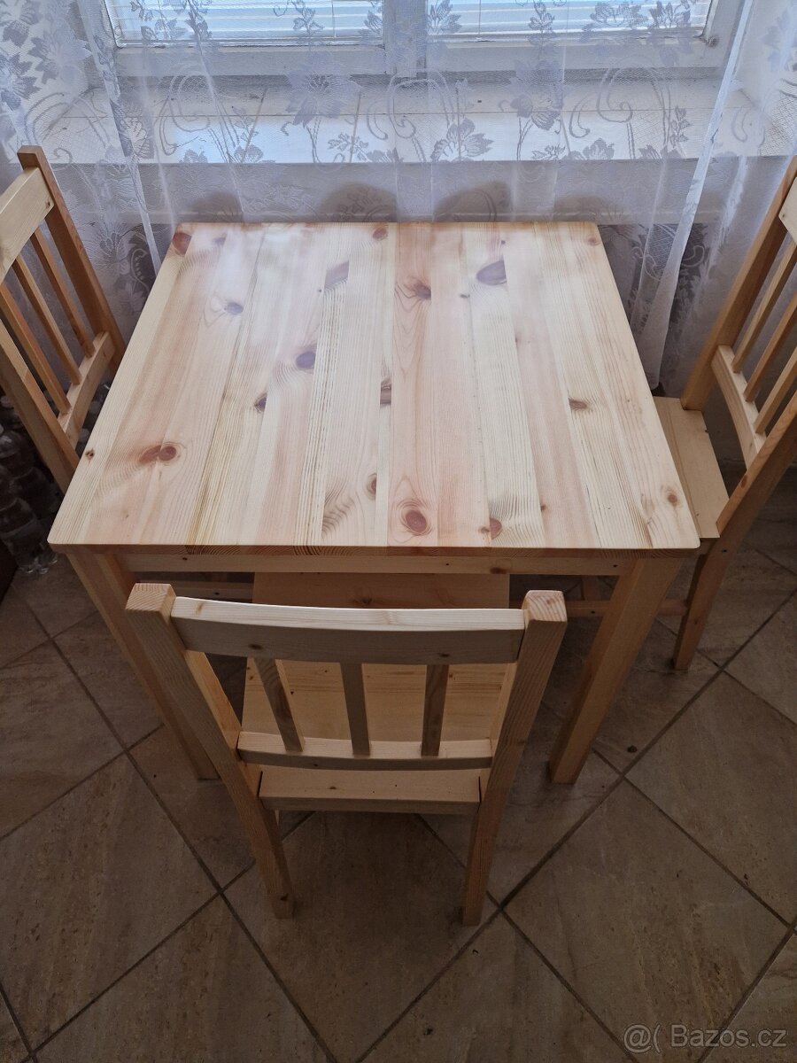 set jídelní stůl a židle