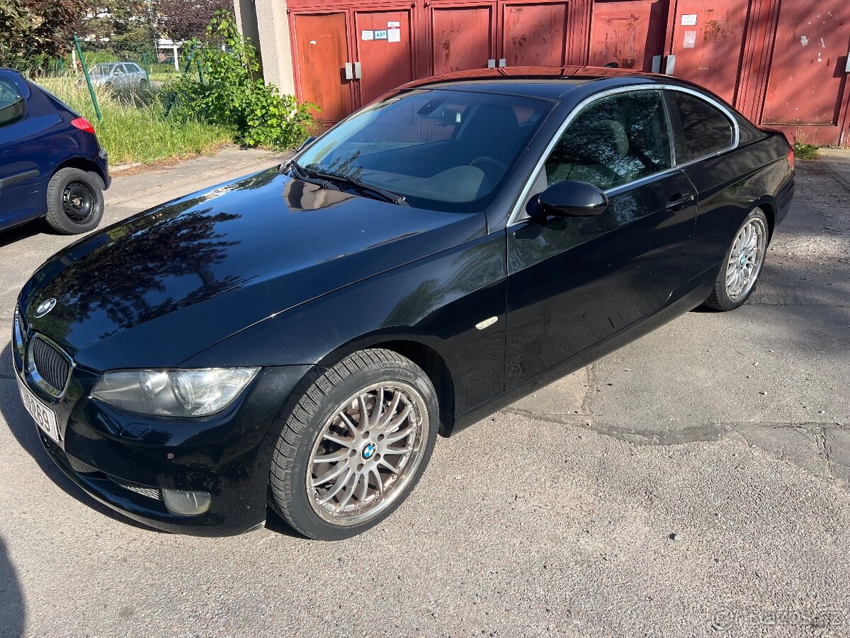 BMW E92 325i