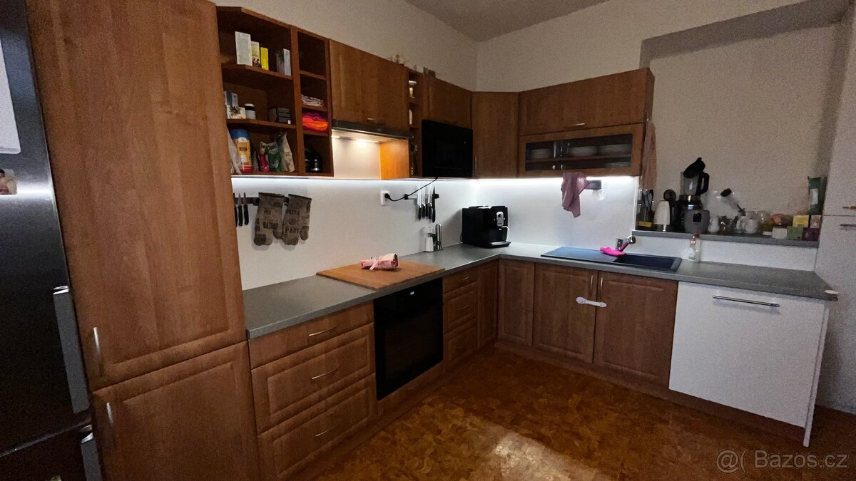 Kuchyň 300x240
