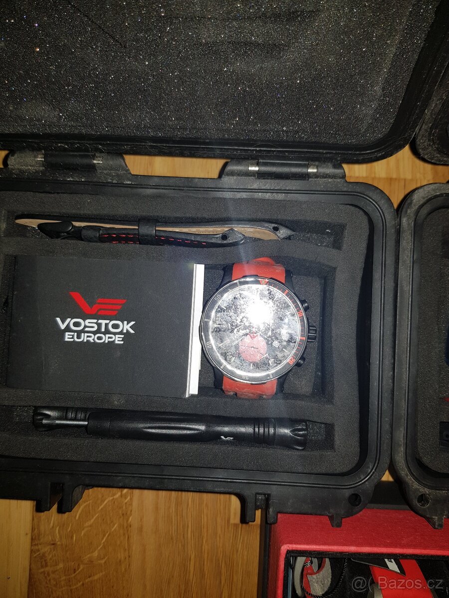 VOSTOK hodinky extra nové