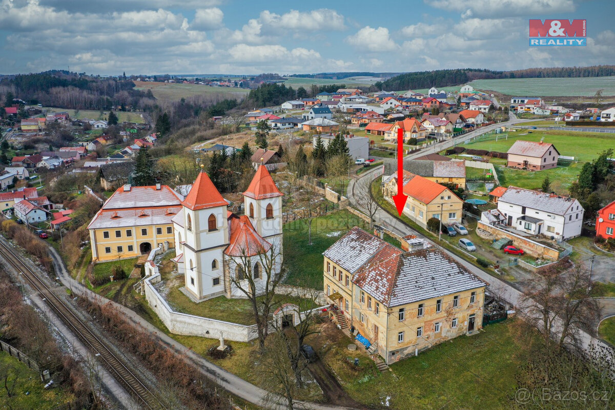 Prodej rodinného domu, 300 m², Hradec