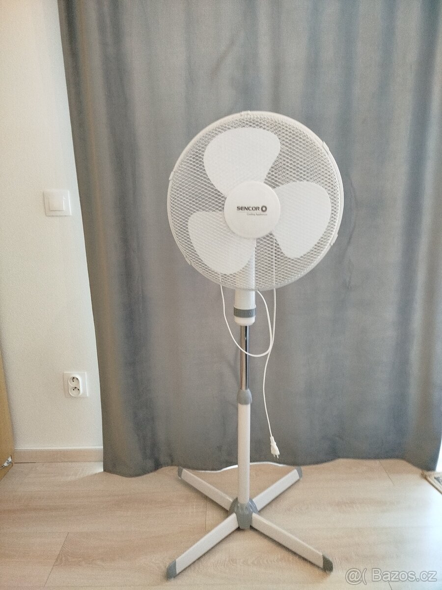 Stojanový ventilátor Sencor