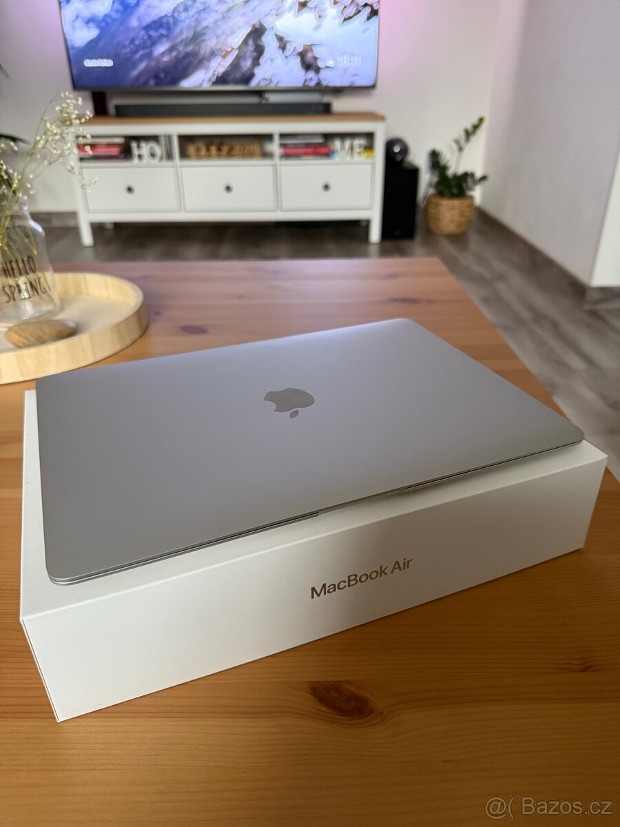 MacBook Air M1 256 gb (Silver)