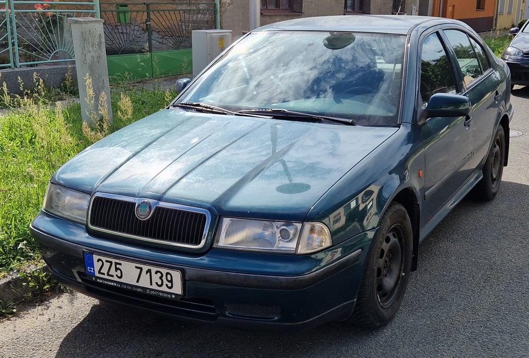 Škoda Octavia 1 1.6 55 kW