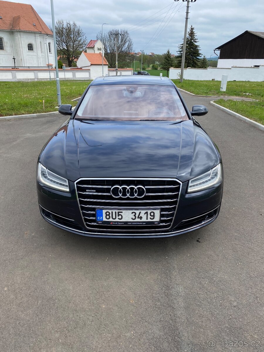 Audi A8 4.2 TDI - LONG; TOP STAV