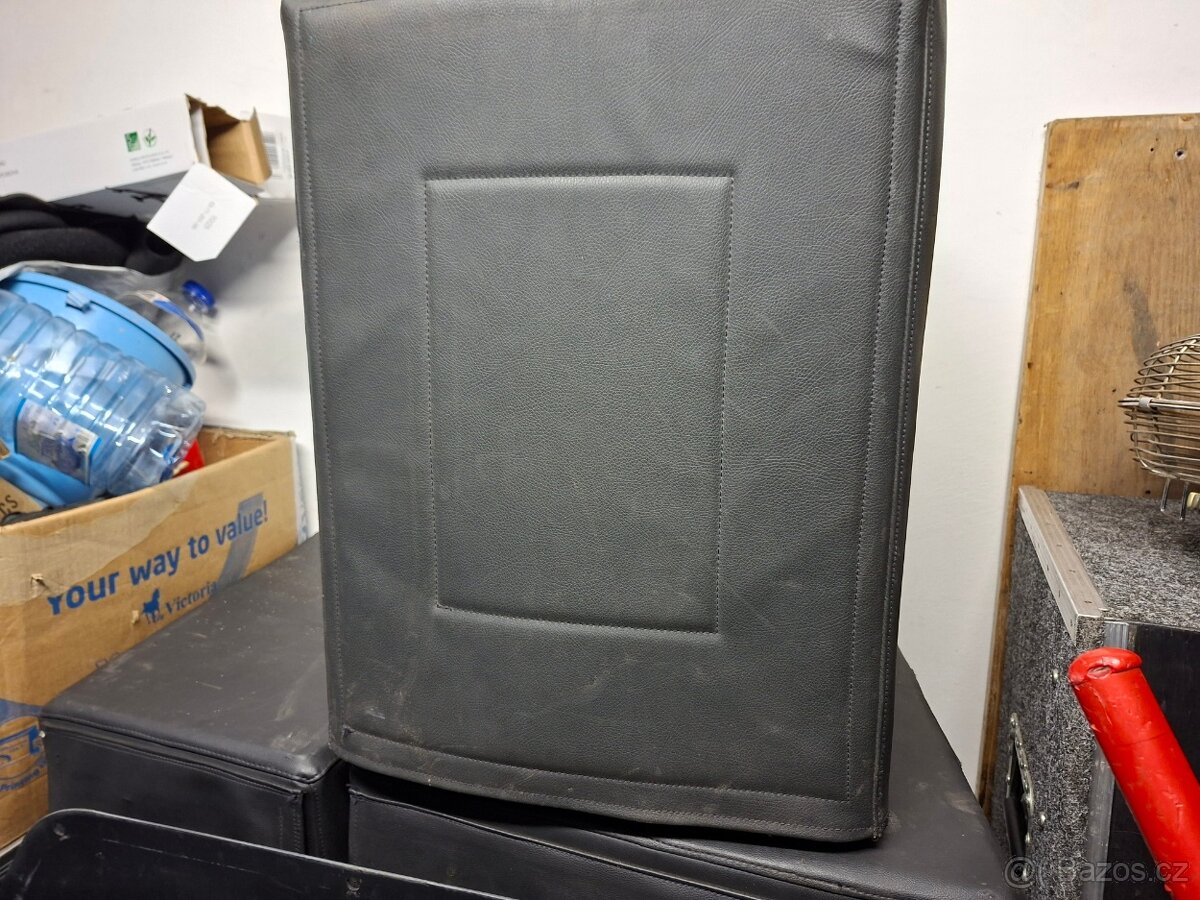 Prodám reprobedny, zesilovače a jiné