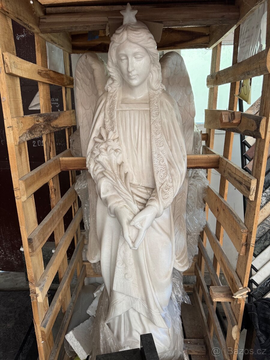 Prodám nové mramorové sochy