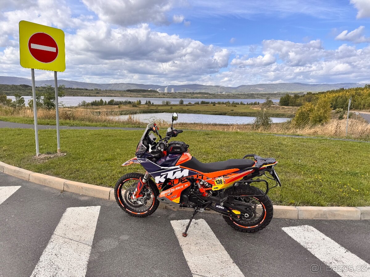 KTM 890 Adventure R