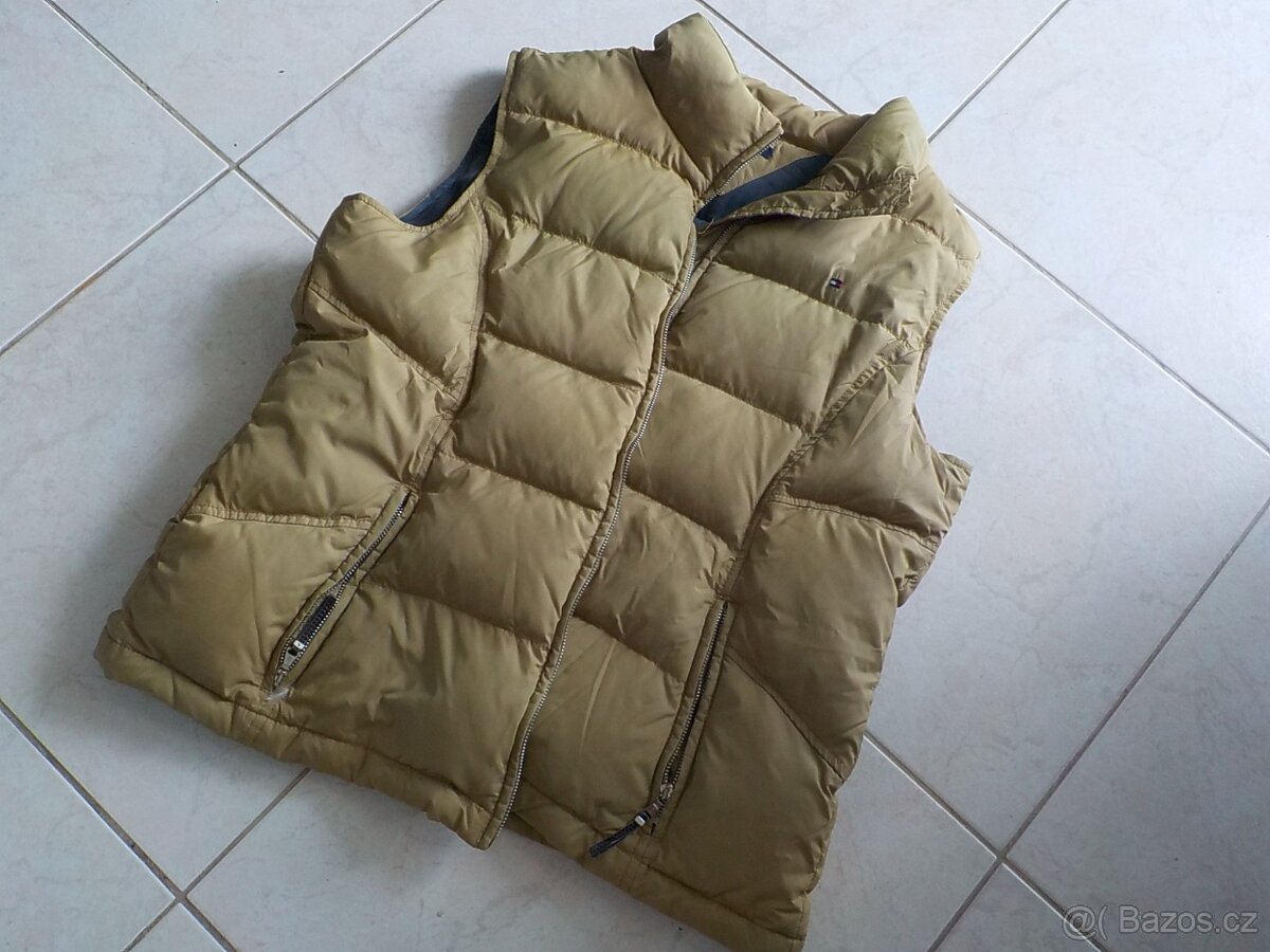 Tommy Hilfiger peřova vesta vel L/XL