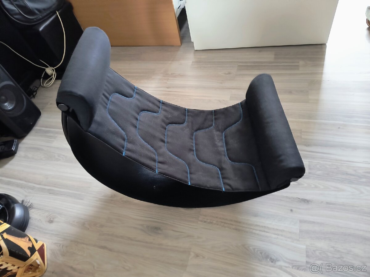 Houpaci sedatko houpacka