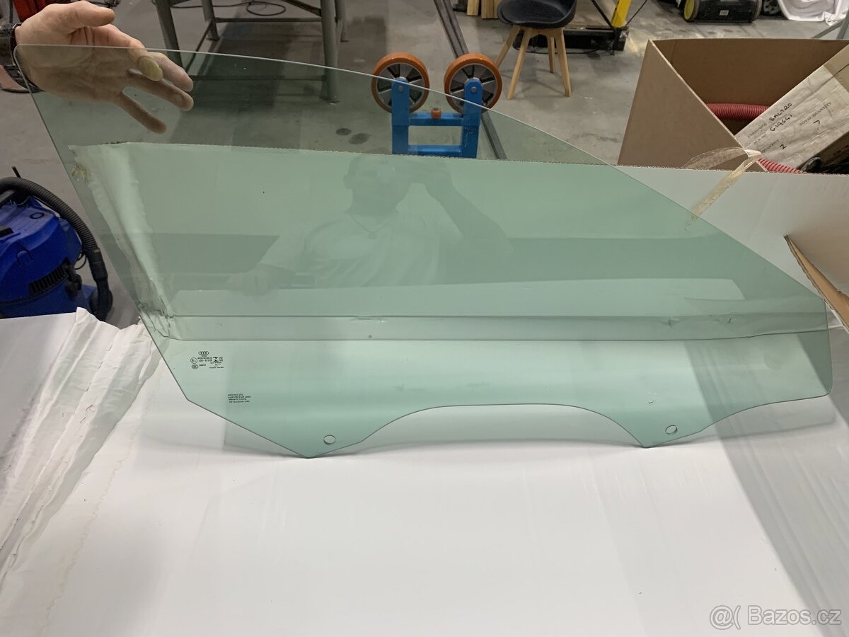 Zánovní přední okna Audi A6