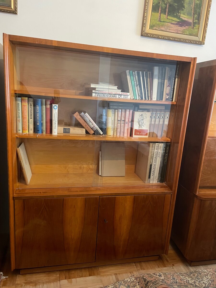 Prodám levně nabytek