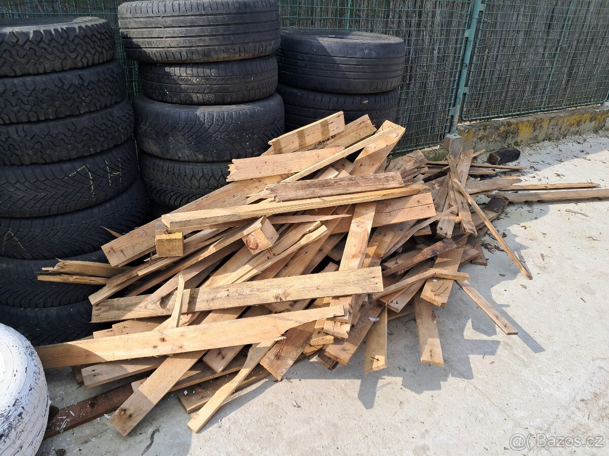 Daruji Dřevo +pneumatiky