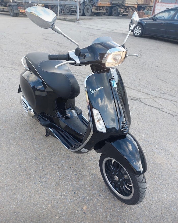 Vespa Sprint 50