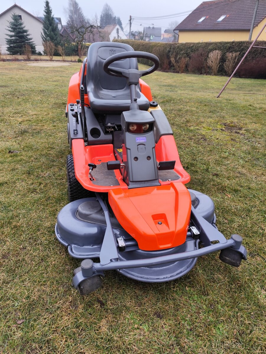 Zahradní rider Husqvarna PR17AWD 4x4