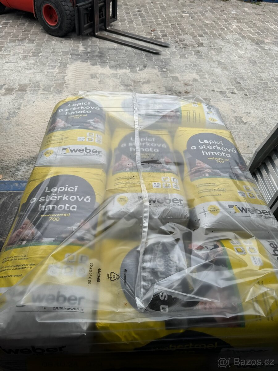 Mega výprodej stavebního materiálu