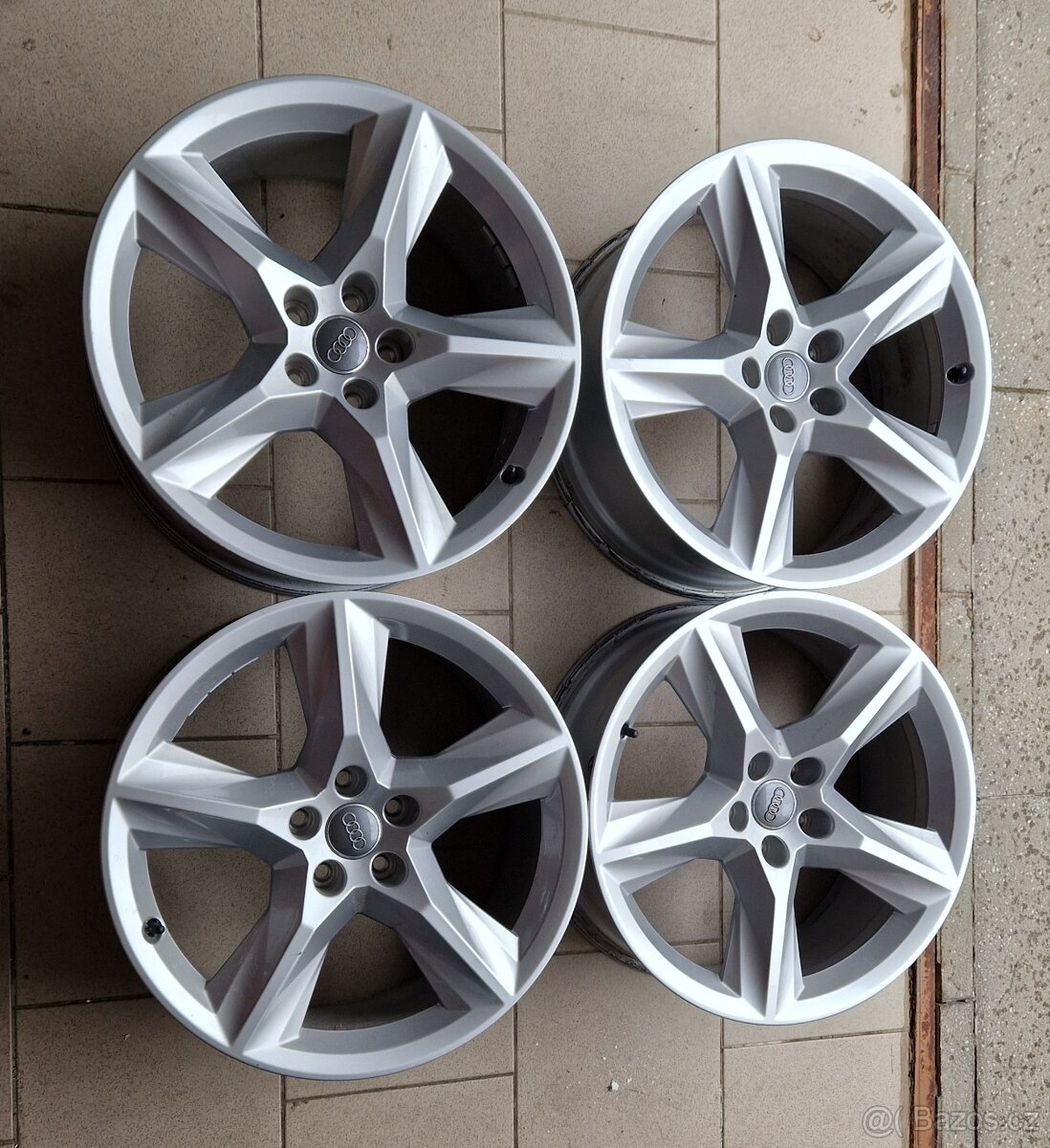 5x112 8x19 ET 28 Audi Q 7 originální kola