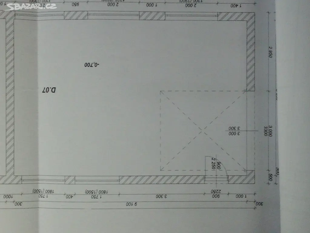 Pronajem skladu- garáže 55m2 v Jablonci nad Nisou, vyska str