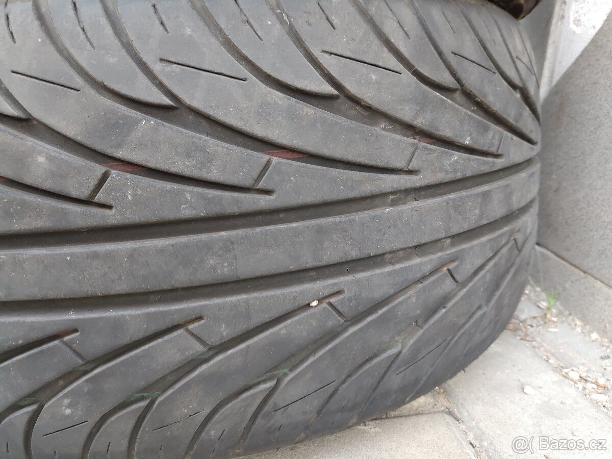 2ks 255/40 R17 Nankang Ultra sport NS-II