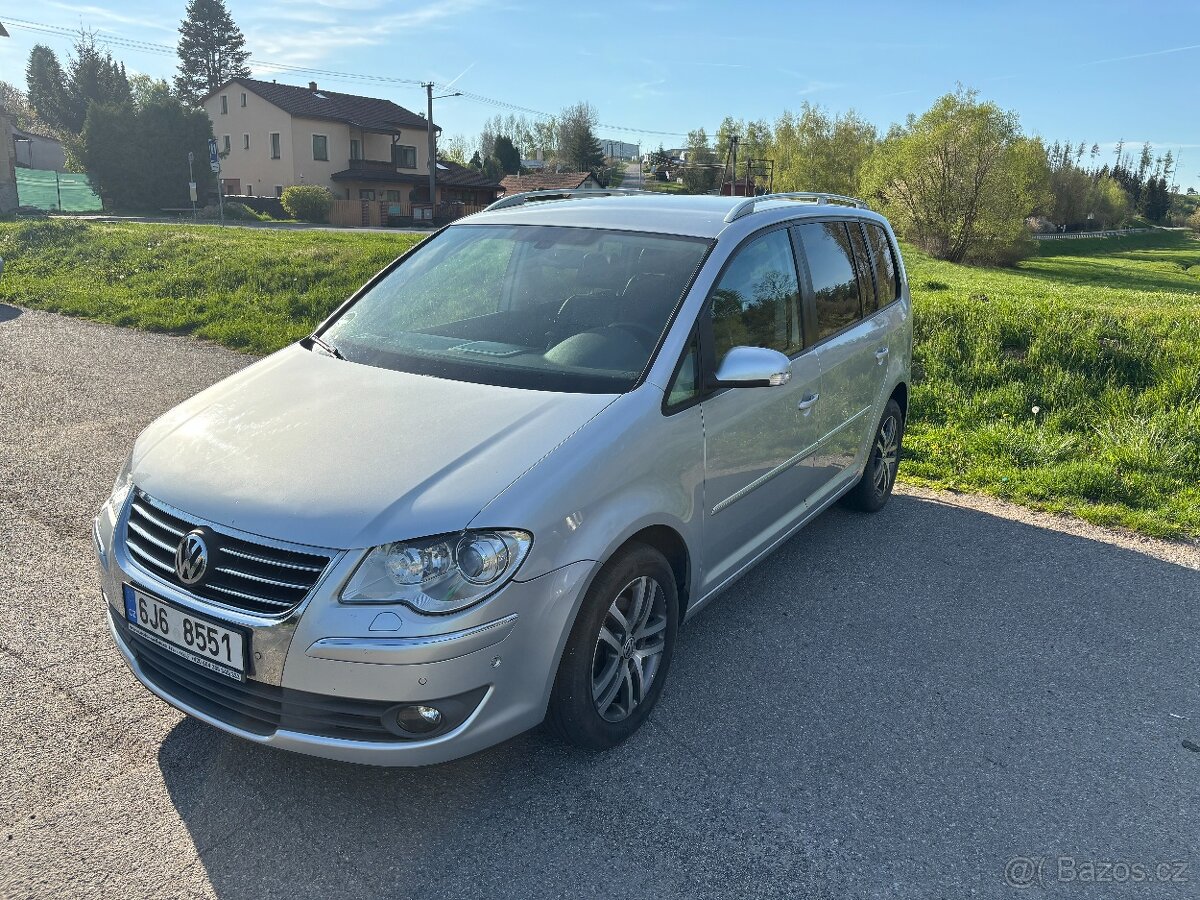 VW Touran 2.0 TDI DSG