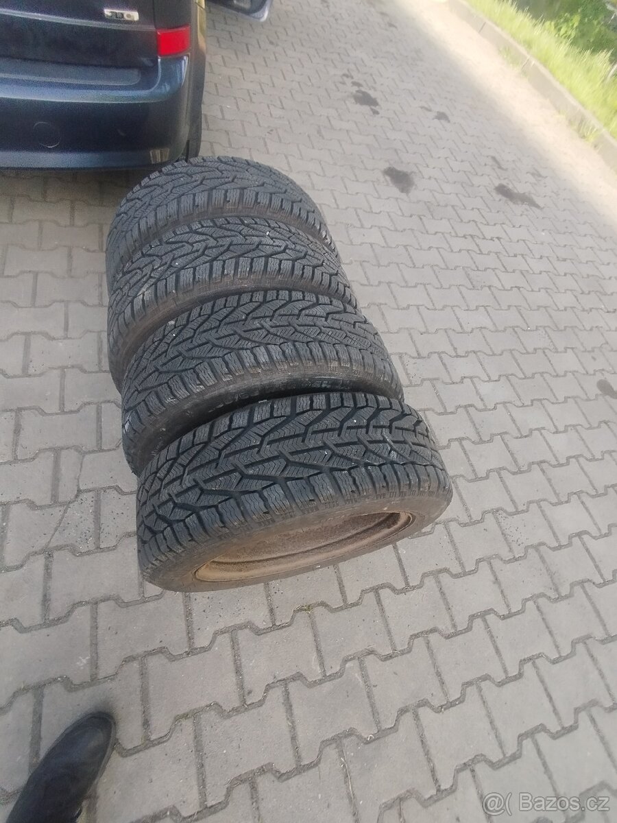 Ford 205/55 R16
