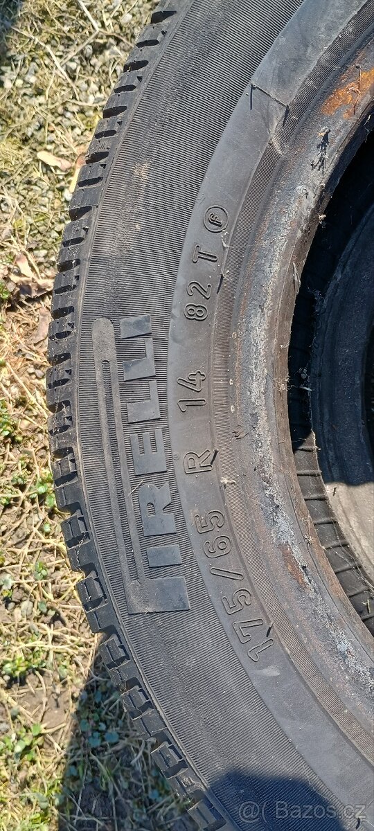 Pirelli P3000