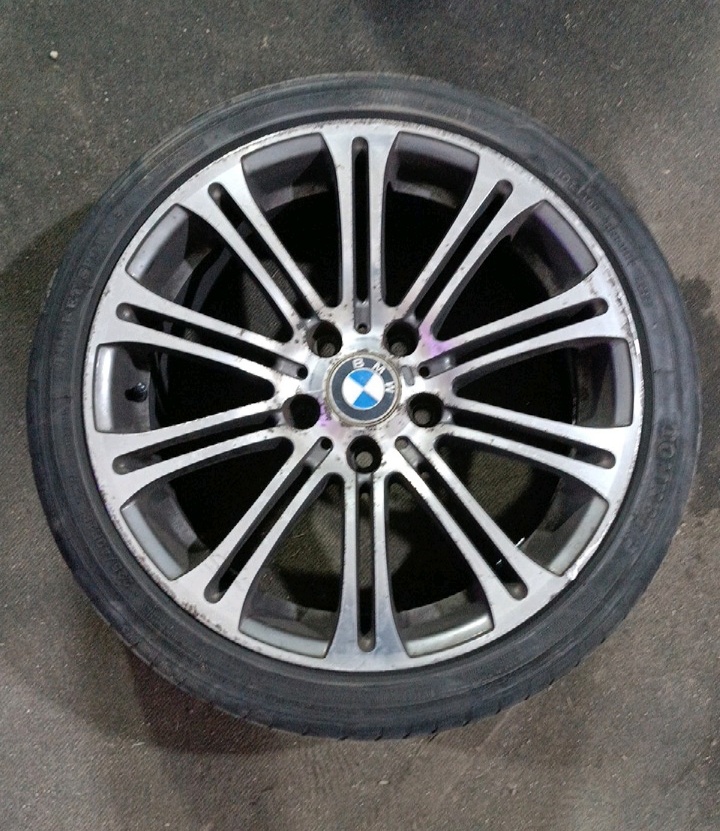 Koupím ALU kolo styling 220 BMW R18 , 1Kus