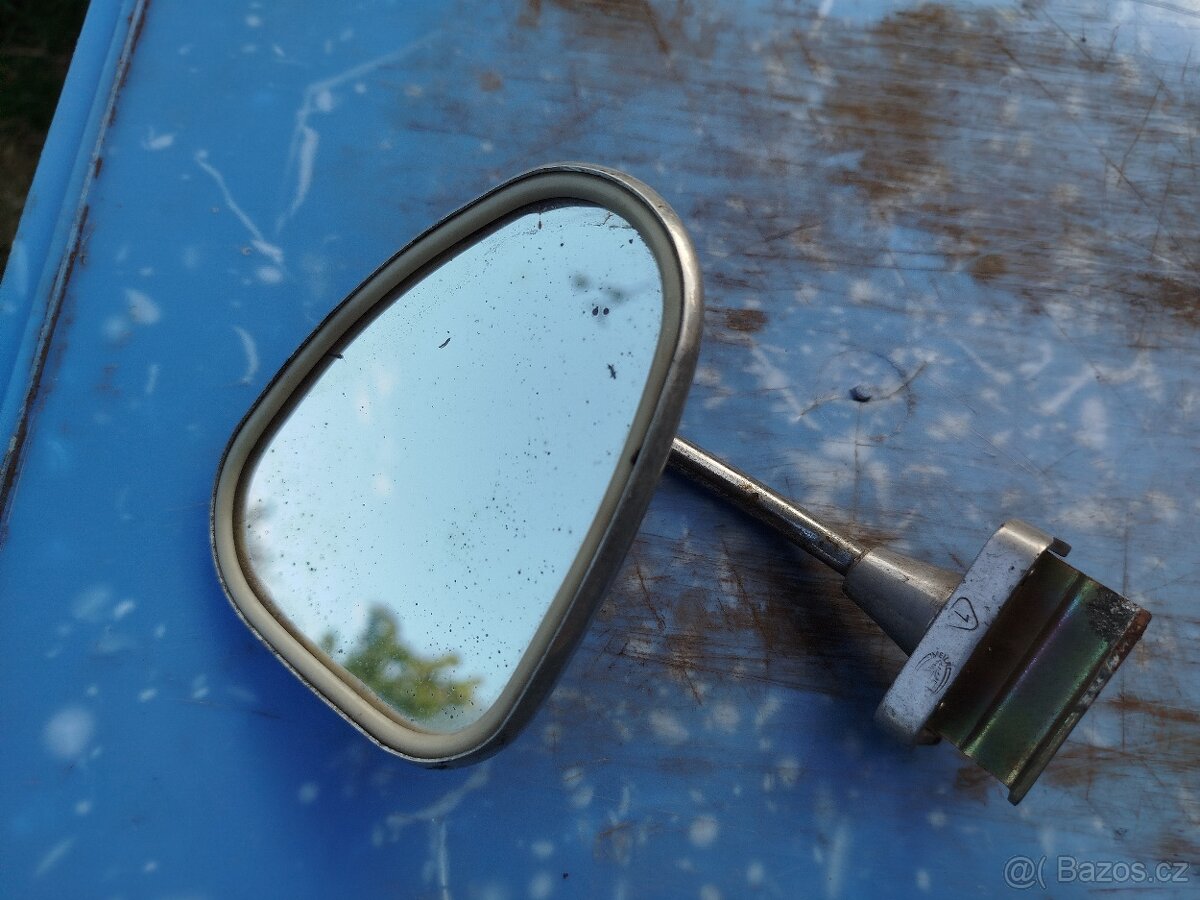 Zrcátko na rám dveří škoda Tatra Wartburg Barkas Trabant