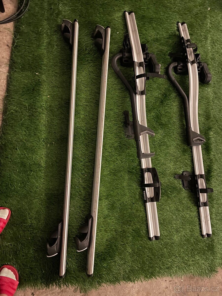 Střešní nosiče Atera + 2  držáky na kolo thule