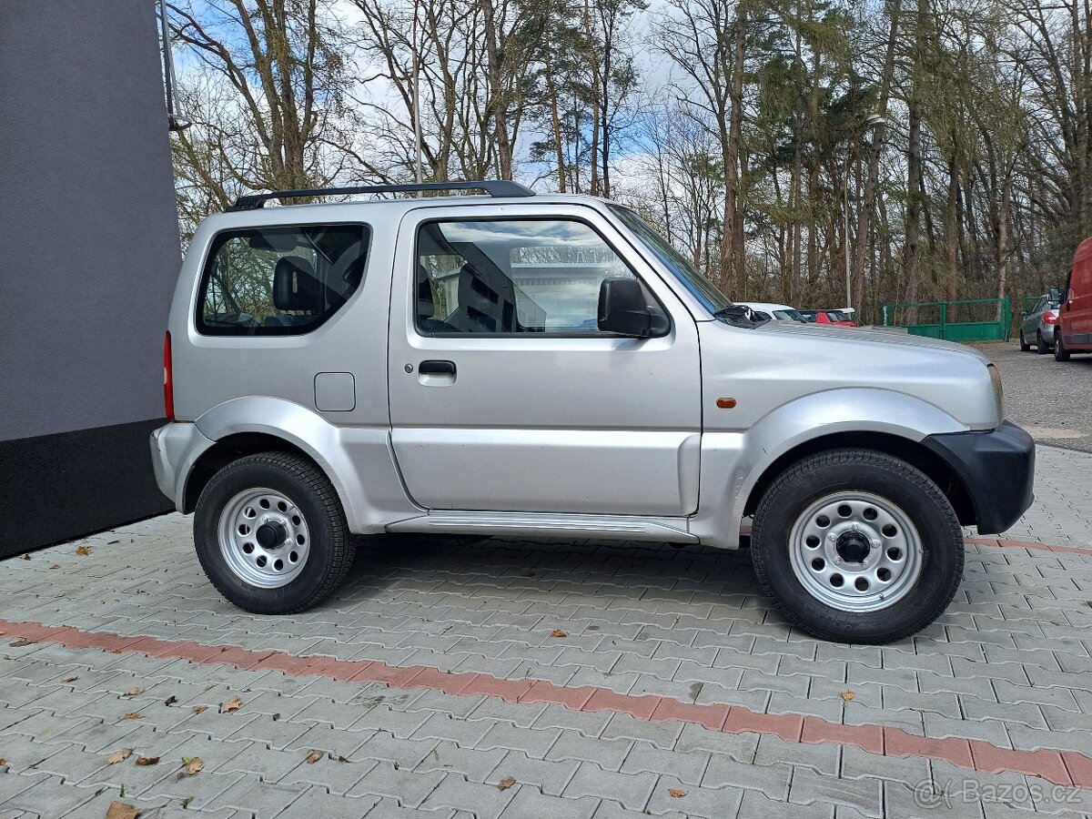 SUZUKI JIMNY 4x4 rv 2004 automat