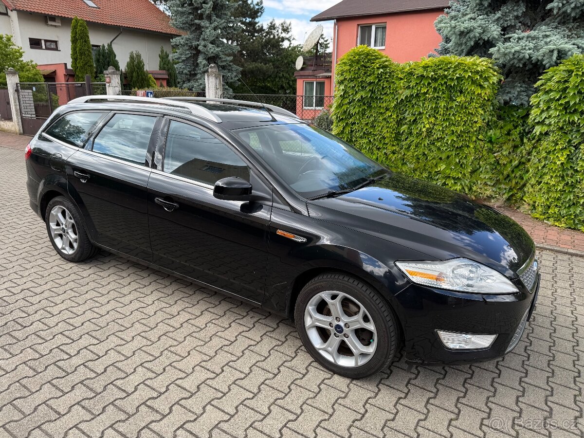 Ford Mondeo Combi 2.0TDCi 103kw/2010/1.maj.ČR/Titanium