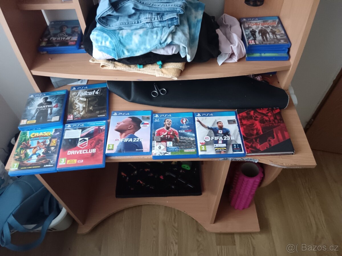 Hry na PS4