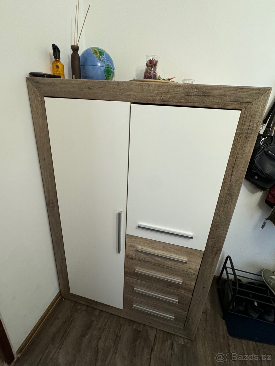 Šatní skříň DREANO - dub canyon/bílá, šířka 107 cm