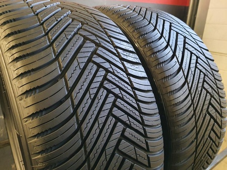 Pneumatiky 2ks Hankook 225/40/18 7mm
