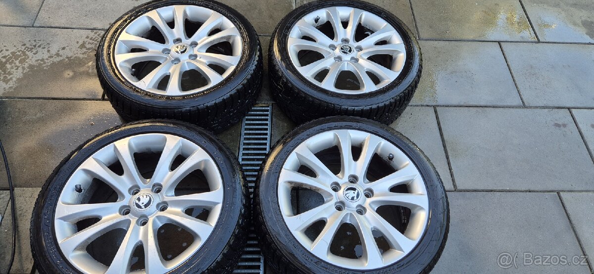 Prodám orig. 17" alu kola na Škoda Superb r.v. 2014