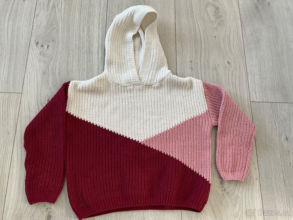 Dívčí svetr vel128/134/140.