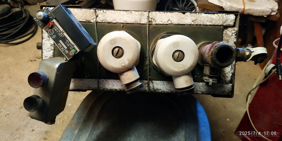 Pr. El. kotel na topení v kompletní sestavě.