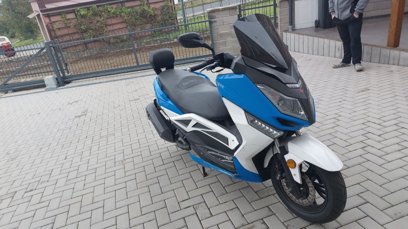 Kentoya Maximus 125 5kw rok-2016 najeto 4800km