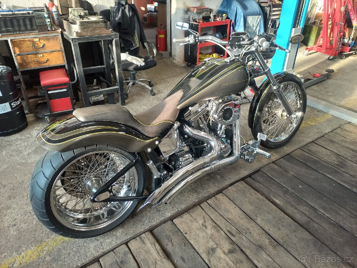 Harley Davidson stavba