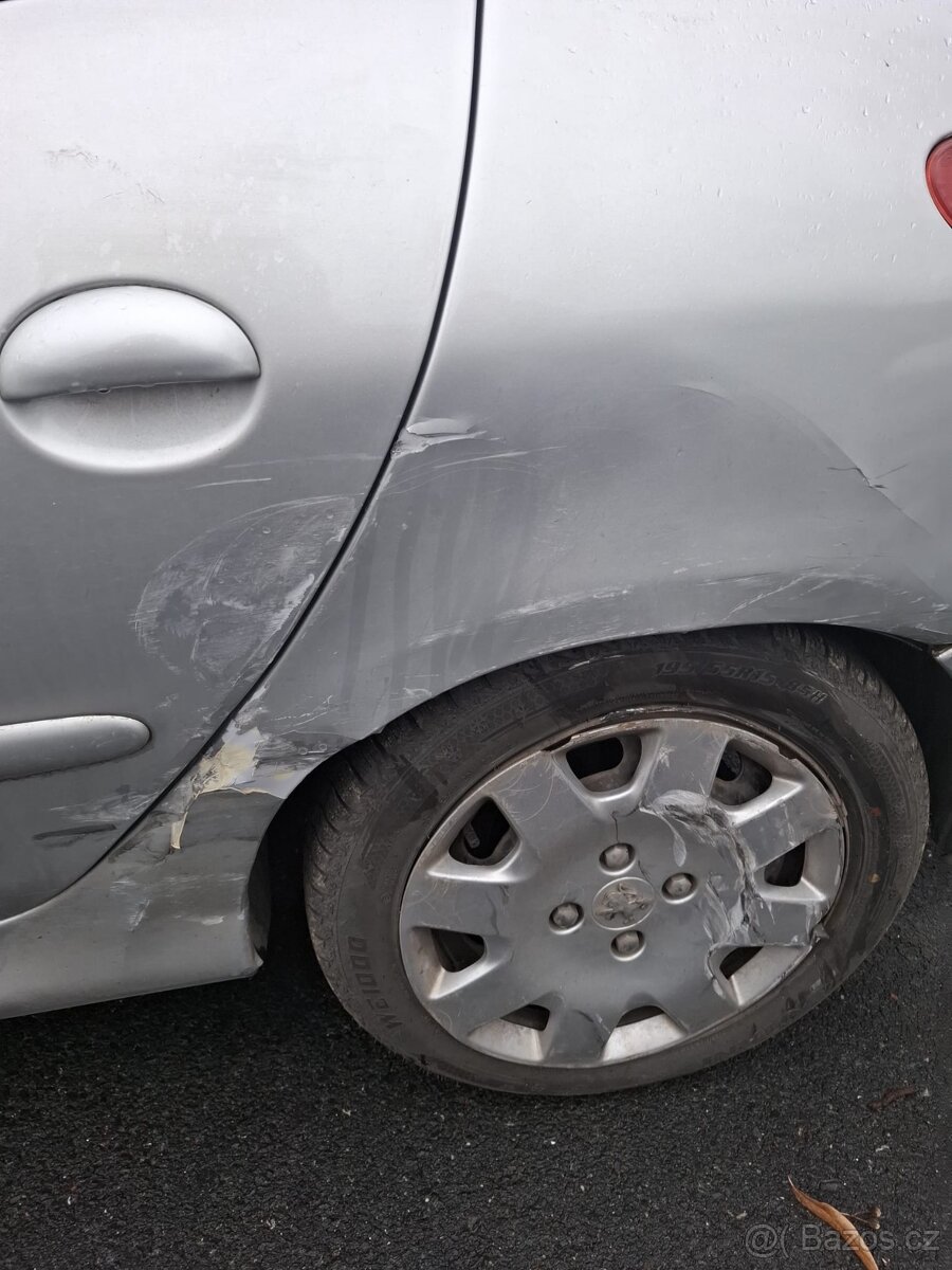 Prodavam Peugeot 206 bourana