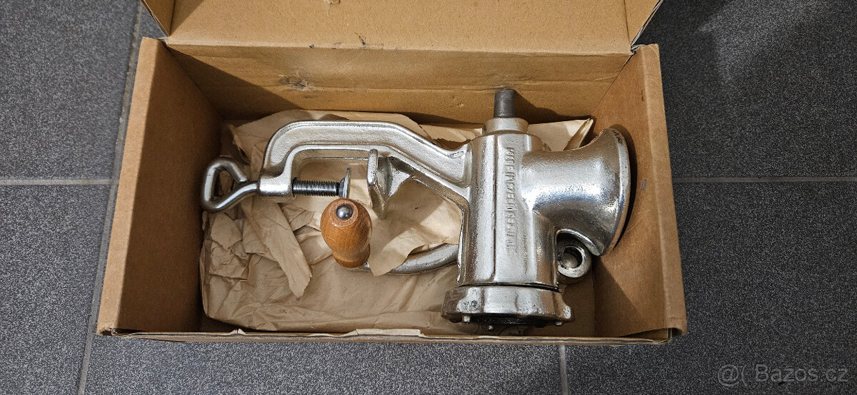 Mlýnek na maso PORKERT vel.5